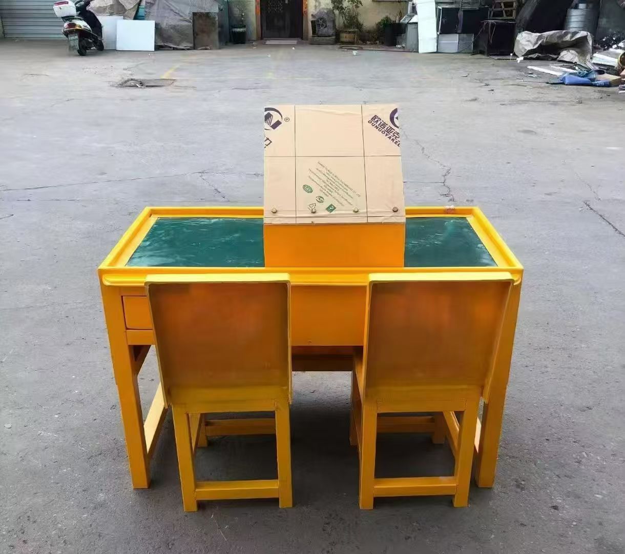 双塔防静电导通桌井下煤矿火工品发放桌：危险品流转的安全守护者